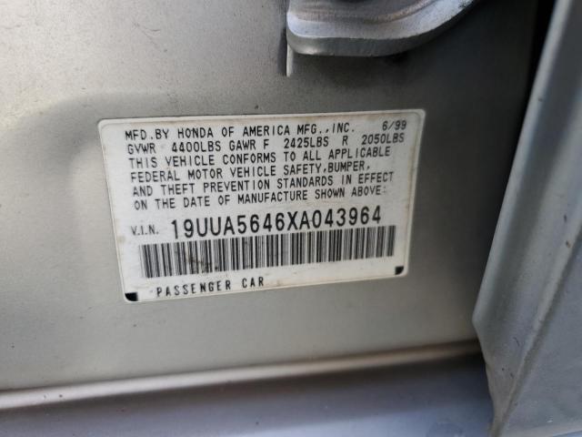 Photo 10 from auction – 1999 ACURA 3.2TL with VIN 19UUA5646XA043964