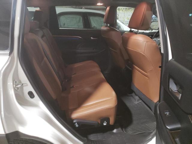 Photo 6 from auction – 2018 TOYOTA HIGHLANDER with VIN 5TDDZRFH0JS494965