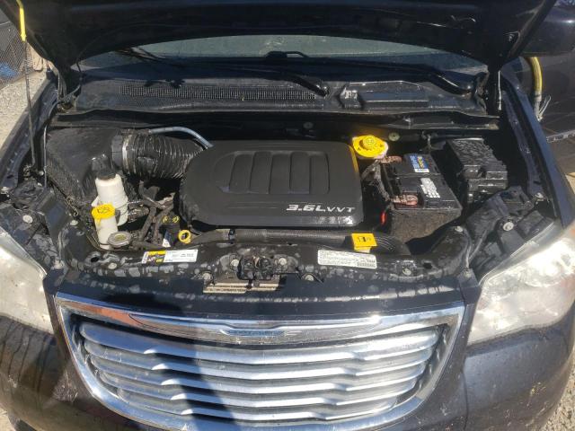 Photo 7 from auction – 2013 CHRYSLER TOWN & COU with VIN 2C4RC1BG2DR775149