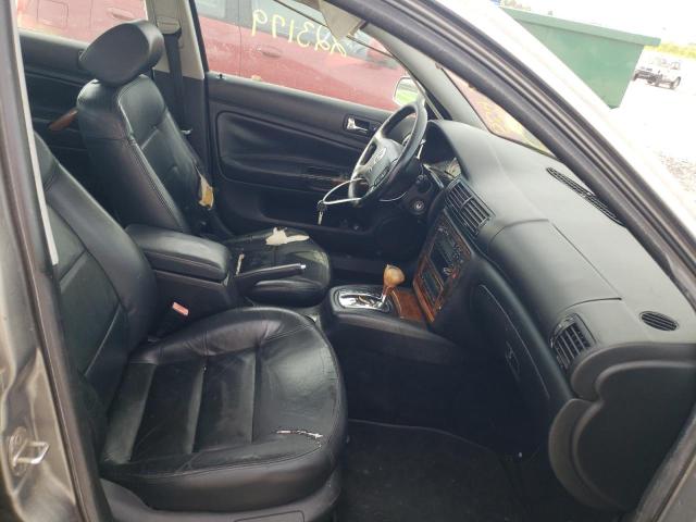 Photo 5 from auction – 2001 VOLKSWAGEN PASSAT with VIN WVWRH63B81P279044