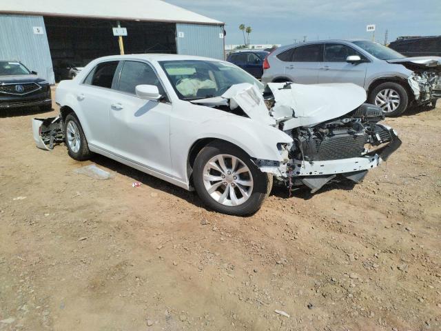 CHRYSLER 300 LIMITE 2015 with VIN 2C3CCAAG7FH932002 - Photo from auction