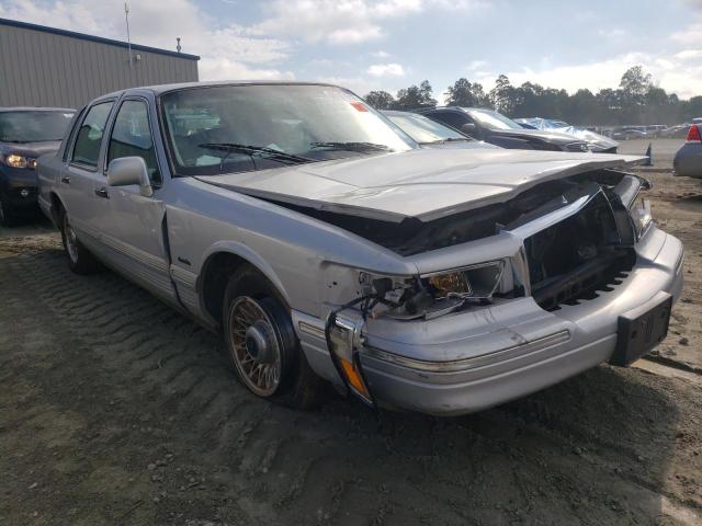 LINCOLN TOWN CAR E 1997 with VIN 1LNLM81W8VY689518 - Photo from auction