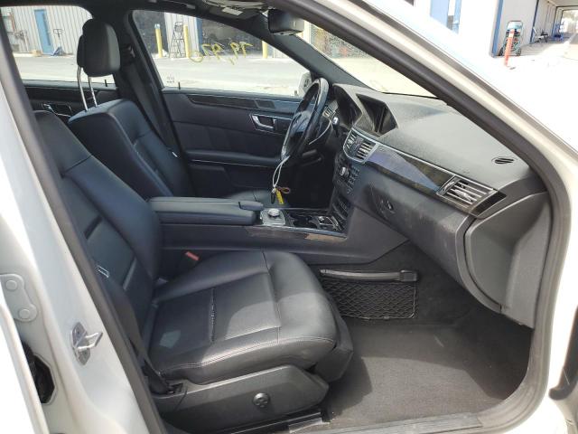 Photo 5 from auction – 2010 MERCEDES-BENZ E 350 with VIN WDDHF5GB8AA075990