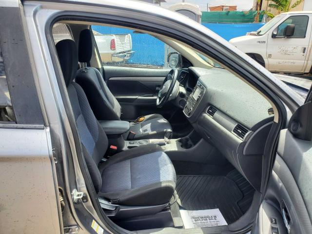 Photo 5 from auction – 2014 MITSUBISHI OUTLANDER with VIN JA4AD3A35EZ004853
