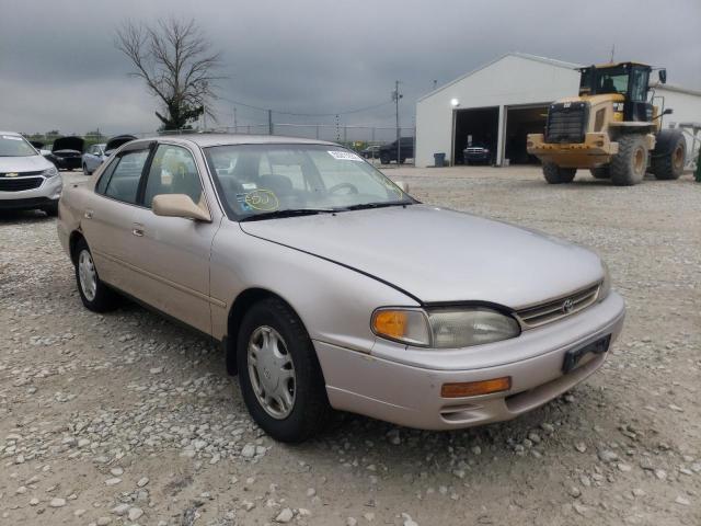 TOYOTA CAMRY LE 1996 with VIN 4T1BF12KXTU115807 - Photo from auction