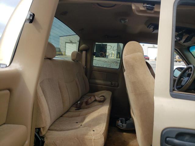 Photo 6 from auction – 2000 CHEVROLET SILVERADO with VIN 2GCEK19T5Y1256931