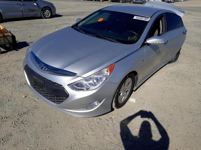 Photo 2 from auction – 2012 HYUNDAI SONATA HYB with VIN KMHEC4A47CA031388