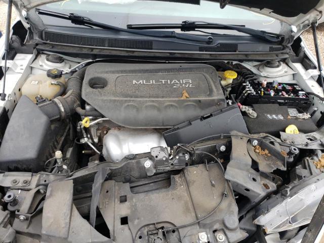 Photo 7 from auction – 2015 CHRYSLER 200 LIMITE with VIN 1C3CCCAB3FN609167