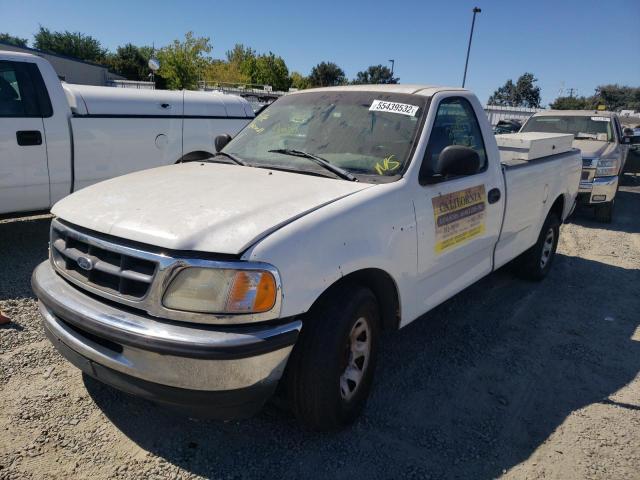 Photo 2 from auction – 1998 FORD F-250 with VIN 2FTRF2767WCA12045