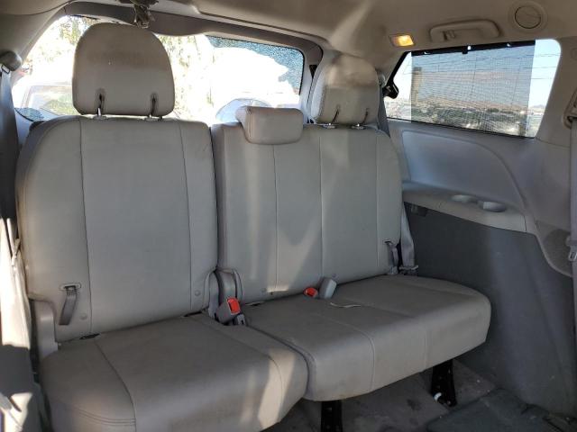 Photo 6 from auction – 2015 TOYOTA SIENNA XLE with VIN 5TDDK3DC5FS104684