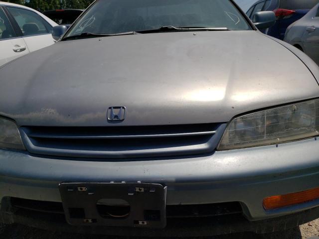 Photo 9 from auction – 1994 HONDA ACCORD LX with VIN JHMCD5644RC054937