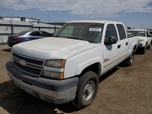 Photo 2 from auction – 2005 CHEVROLET SILVERADO with VIN 1GCHK23235F928749