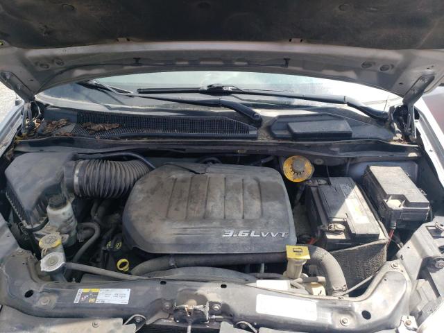 Photo 7 from auction – 2014 CHRYSLER TOWN & COU with VIN 2C4RC1BG2ER441348