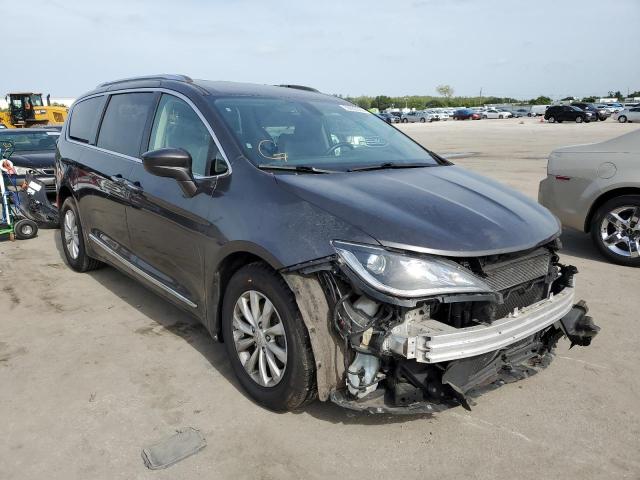 CHRYSLER PACIFICA T 2018 مع رقم تعريف المركبة 2C4RC1BG6JR253944 - صورة من المزاد
