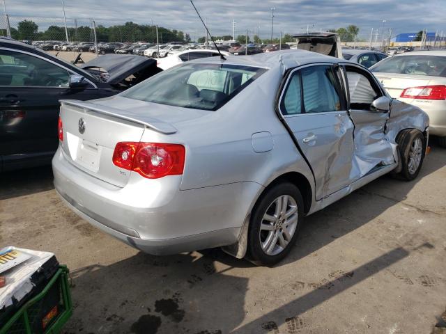 Photo 4 from auction – 2007 VOLKSWAGEN JETTA WOLF with VIN 3VWEF71K47M129019