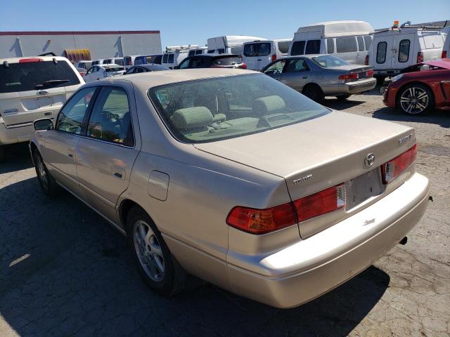 Photo 3 from auction – 2001 TOYOTA CAMRY CE with VIN JT2BG22K410606572