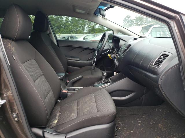 Photo 5 from auction – 2018 KIA FORTE LX with VIN 3KPFK4A75JE176817
