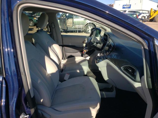 Photo 5 from auction – 2017 CHRYSLER PACIFICA T with VIN 2C4RC1DGXHR565580