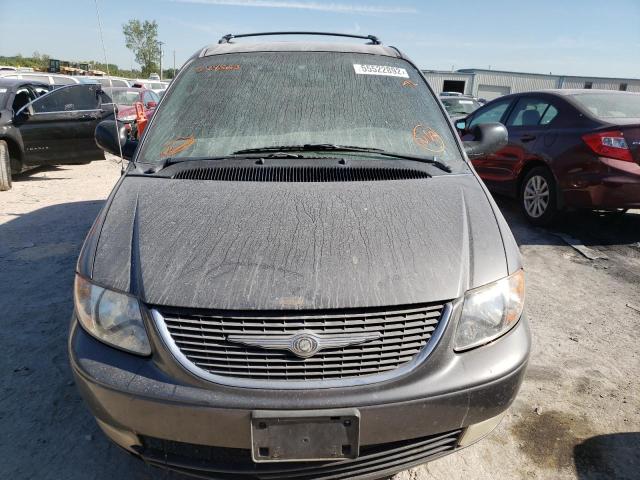 Photo 9 from auction – 2004 CHRYSLER TOWN & COU with VIN 2C4GP54L14R544563