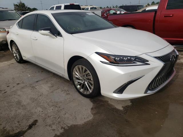 LEXUS ES 300H UL 2020 with VIN 58AF21B18LU010972 - Photo from auction