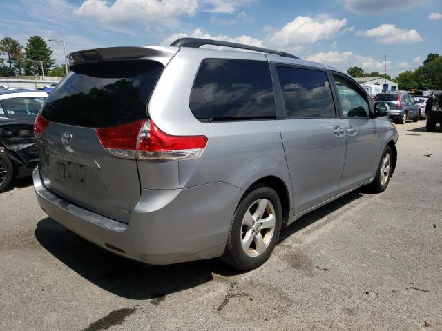 Photo 4 from auction – 2011 TOYOTA SIENNA LE with VIN 5TDKK3DCXBS093392