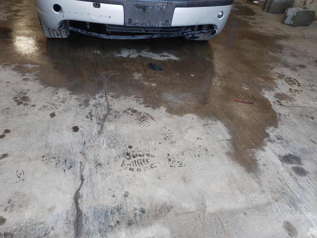 Photo 9 from auction – 2004 BMW 325 I with VIN WBAEV33424KR28147