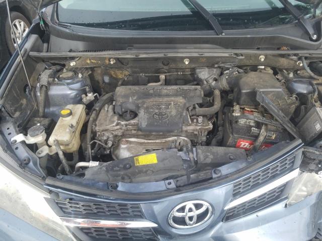 Photo 7 from auction – 2014 TOYOTA RAV4 LE with VIN JTMBFREV7ED061801