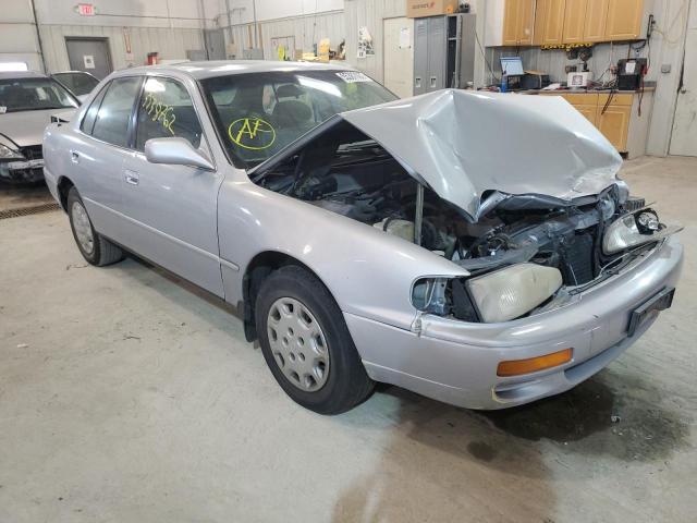 TOYOTA CAMRY LE 1995 with VIN 4T1SK12E4SU526530 - Photo from auction