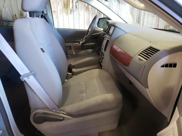 Photo 5 from auction – 2009 CHRYSLER TOWN & COU with VIN 2A8HR44E69R583708