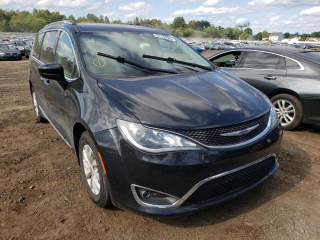 CHRYSLER PACIFICA T 2019 with VIN 2C4RC1BG4KR582935 - Photo from auction