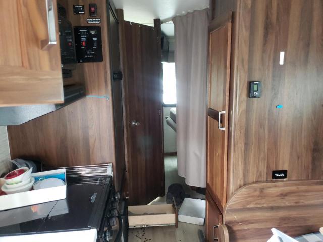 Photo 6 from auction – 2021 FORD ECONOLINE with VIN 1FDWE3FN7MDC14073