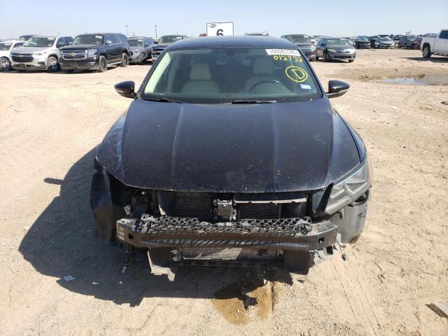 Photo 9 from auction – 2016 VOLKSWAGEN PASSAT SEL with VIN 1VWCS7A32GC012732
