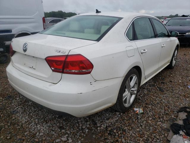 Photo 4 from auction – 2014 VOLKSWAGEN PASSAT SE with VIN 1VWBN7A33EC059316