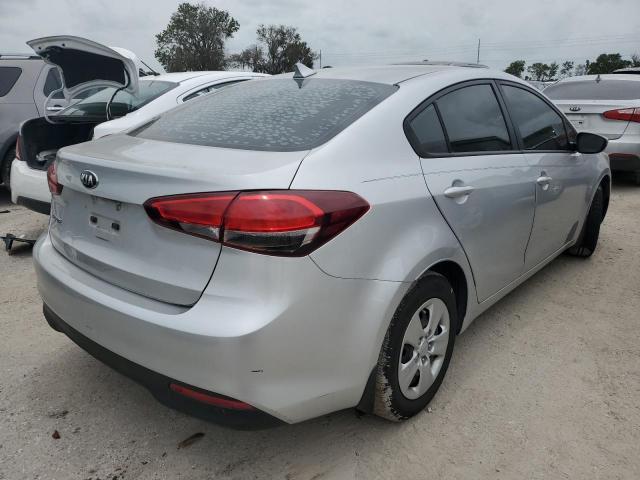Photo 4 from auction – 2018 KIA FORTE LX with VIN 3KPFK4A74JE238417