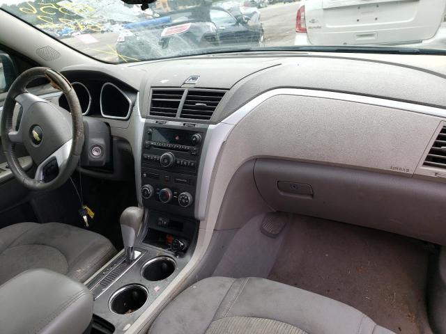 Photo 9 from auction – 2010 CHEVROLET TRAVERSE L with VIN 1GNLREED2AS124263