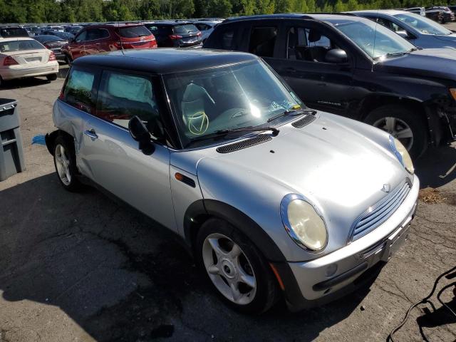 MINI COOPER 2004 with VIN WMWRC334X4TJ56515 - Photo from auction