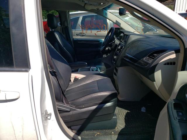 Photo 5 from auction – 2015 CHRYSLER TOWN & COU with VIN 2C4RC1BG9FR730759