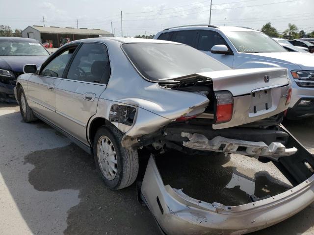 Photo 3 from auction – 1997 HONDA ACCORD EX with VIN 1HGCD5650VA076757