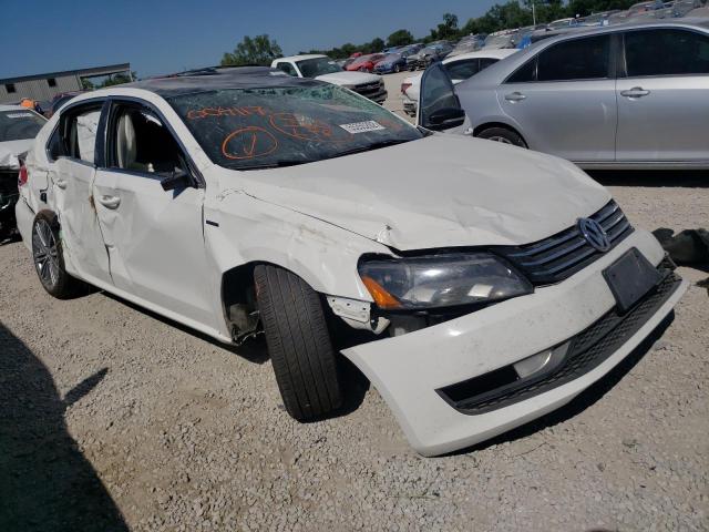 VOLKSWAGEN PASSAT SE 2015 with VIN 1VWBT7A39FC004117 - Photo from auction