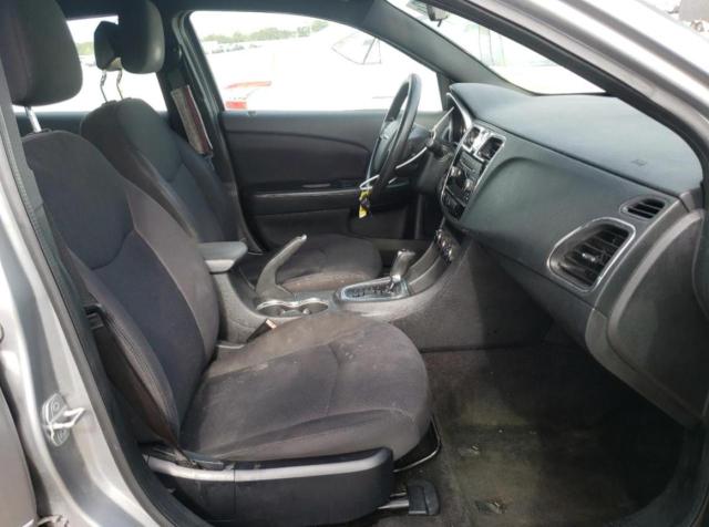 Photo 5 from auction – 2013 CHRYSLER 200 LX with VIN 1C3CCBAB7DN588492