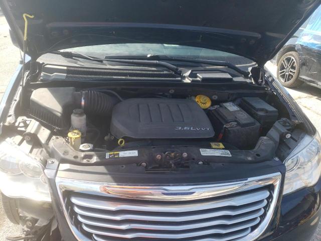 Photo 7 from auction – 2016 CHRYSLER TOWN & COU with VIN 2C4RC1BG5GR165170