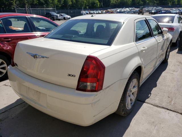 Photo 4 from auction – 2006 CHRYSLER 300 with VIN 2C3LA43R96H526051