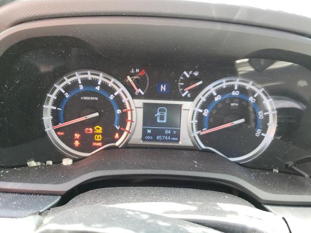 Photo 8 from auction – 2018 TOYOTA 4RUNNER SR with VIN JTEBU5JRXJ5533934