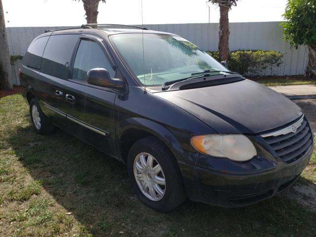 CHRYSLER TOWN & COU 2007 with VIN 2A4GP54L77R137605 - Photo from auction
