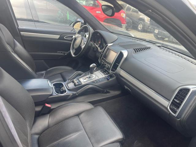 Photo 5 from auction – 2011 PORSCHE CAYENNE S with VIN WP1AB2A20BLA49600