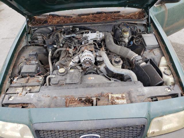 Photo 7 from auction – 2001 FORD CROWN VICT with VIN 2FAFP71W01X204999