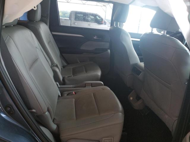 Photo 6 from auction – 2019 TOYOTA HIGHLANDER with VIN 5TDJZRFH6KS992401