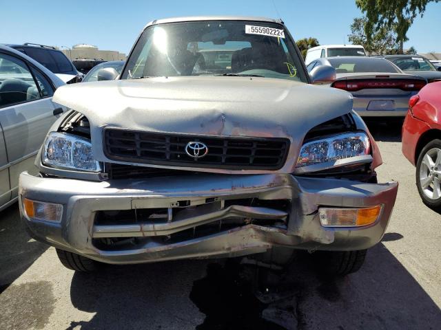 Photo 9 from auction – 2000 TOYOTA RAV4 with VIN JT3HP10V4Y7166450