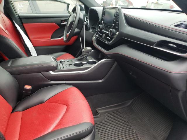 Photo 5 from auction – 2022 TOYOTA HIGHLANDER with VIN 5TDLZRBH5NS165492