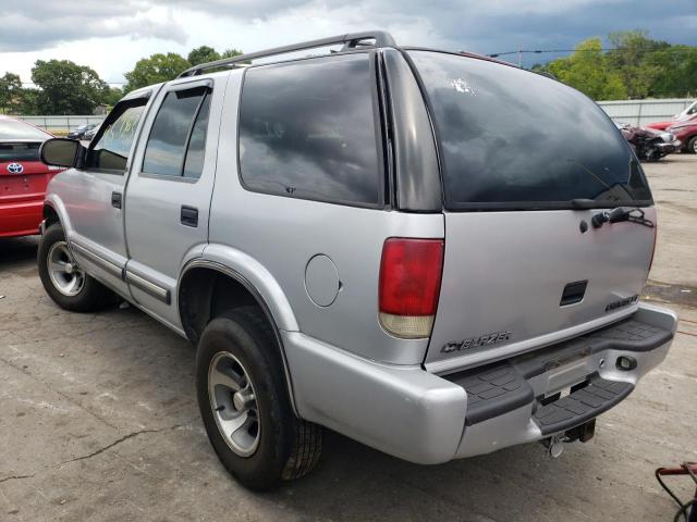 Photo 3 from auction – 2001 CHEVROLET BLAZER with VIN 1GNCS13W112133750